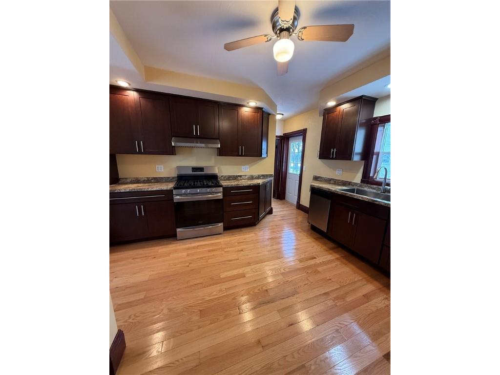 204 W Main Avenue Wheeler WI 54772 1597411 image9