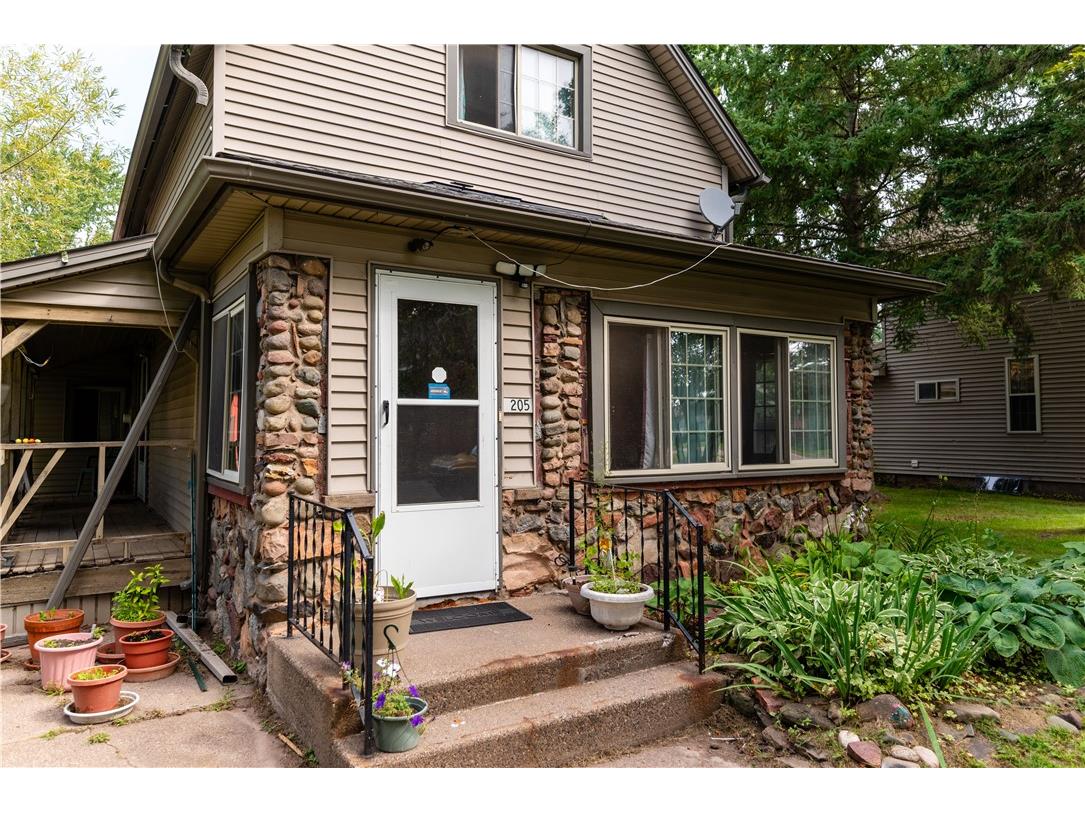 205 6th Avenue Shell Lake WI 54871 1594614 image2