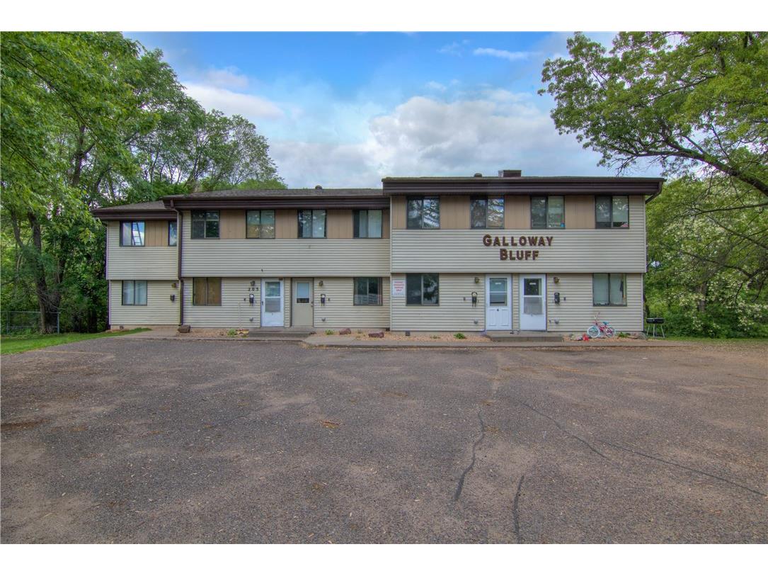 205 Galloway Court #4 Menomonie WI 54751 1591757 image1