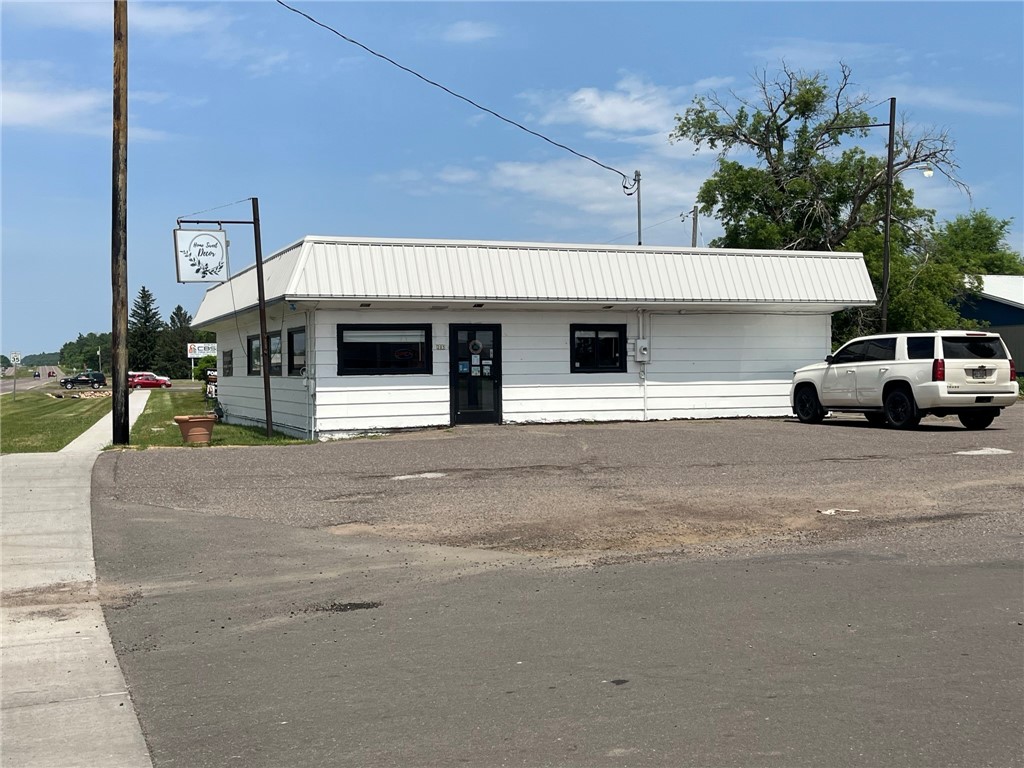 205 N 1st Street Cameron WI 54822 1563388 image1