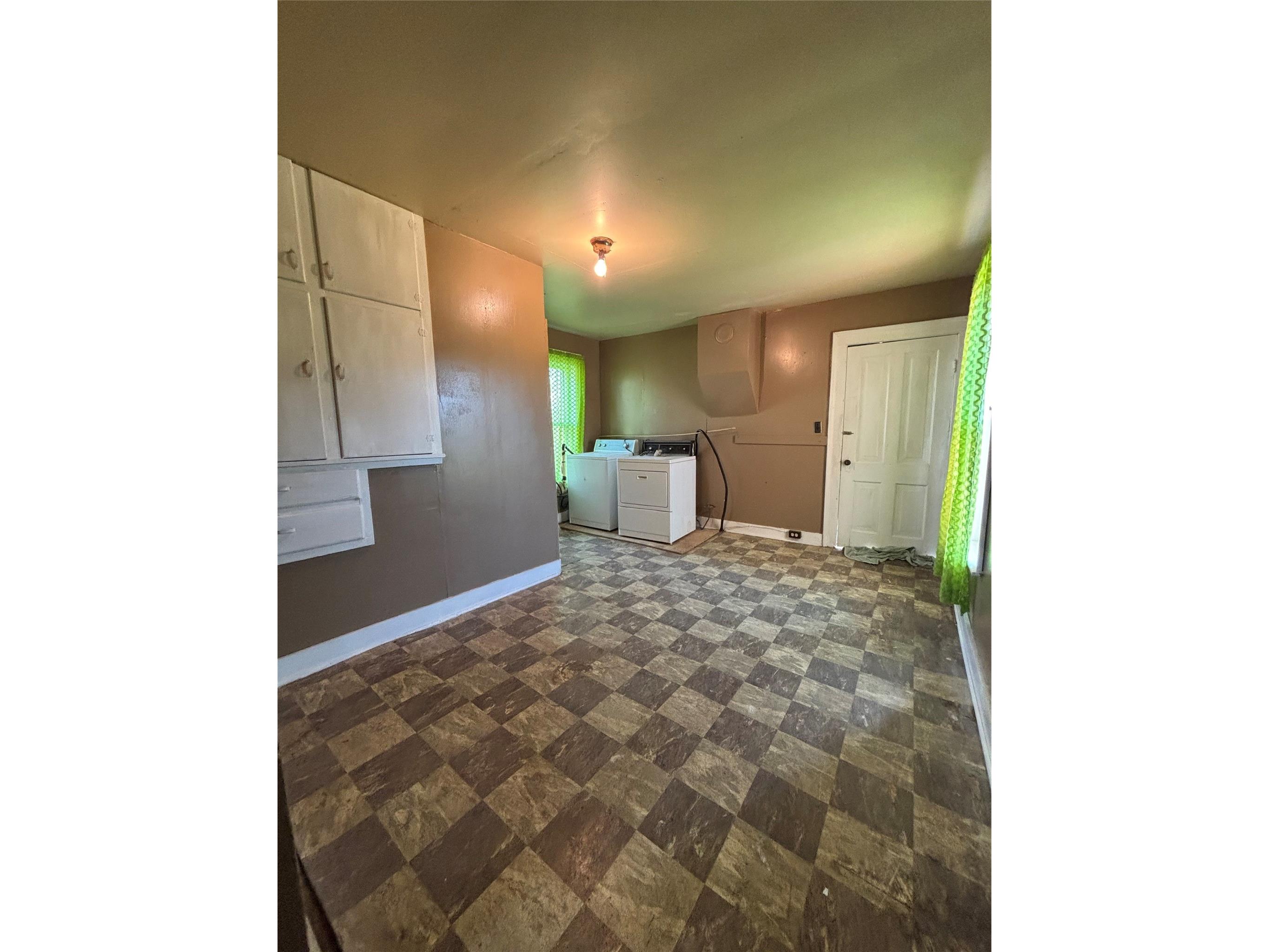 205 S 9th Street Cameron WI 54822 1601081 image14