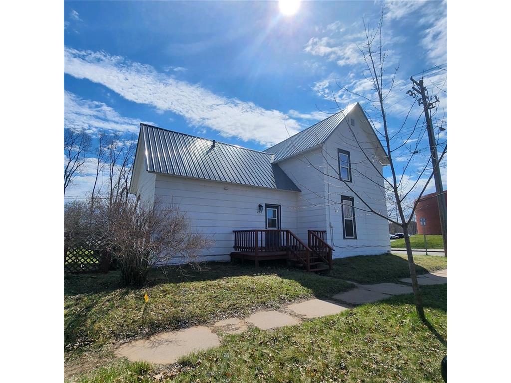 205 Sara Street Eau Claire WI 54703 1580737 image1