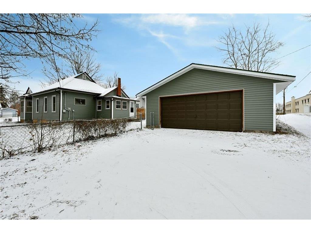 206 5th Avenue, Shell Lake, WI, 54871 MLS 1579533 Edina Realty