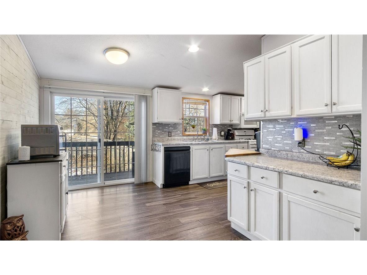 206 Mead Street Eau Claire WI 54703 1598814 image2