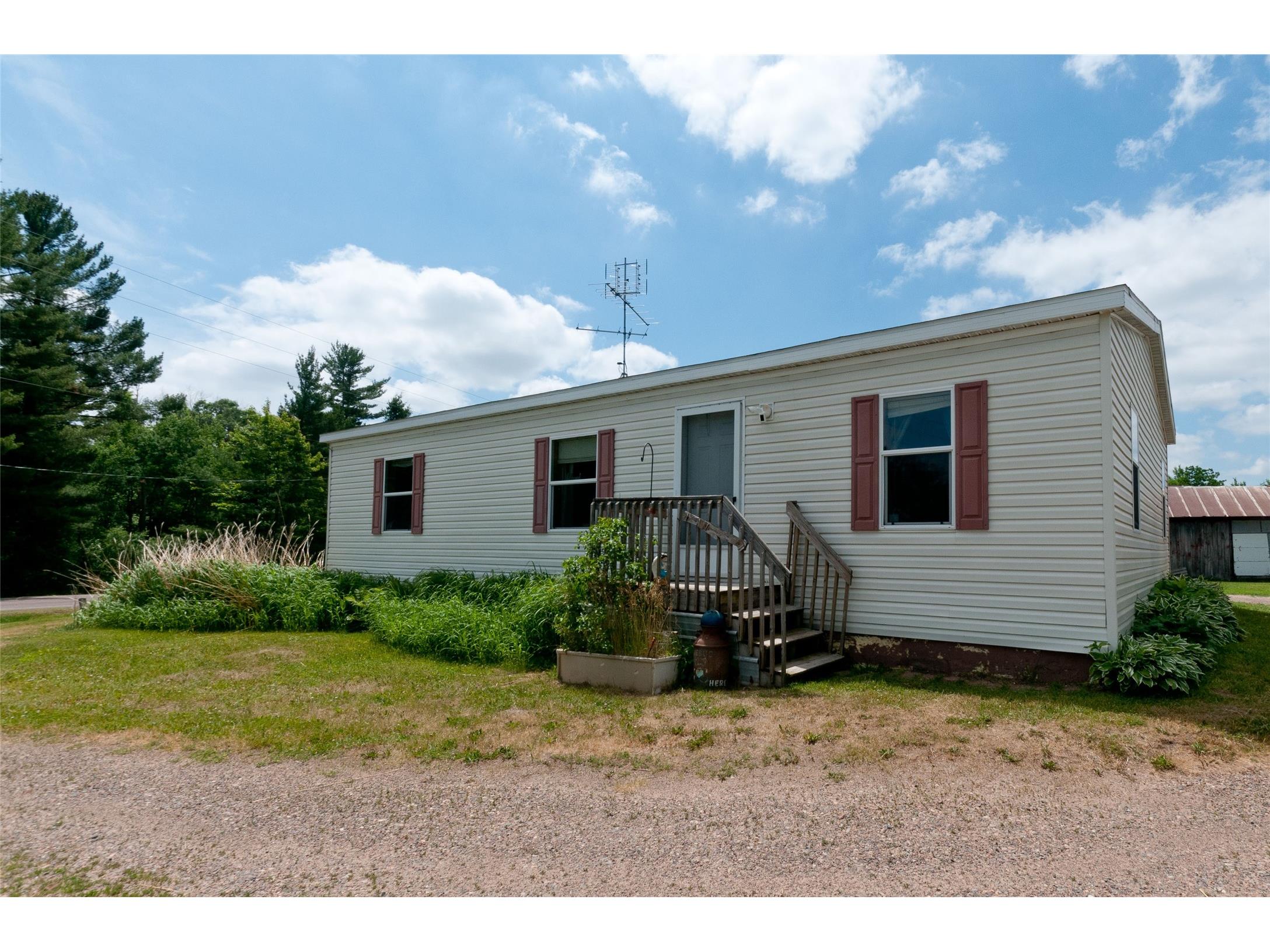 2062 3 1/2 Avenue Chetek WI 54728 1602145 image1