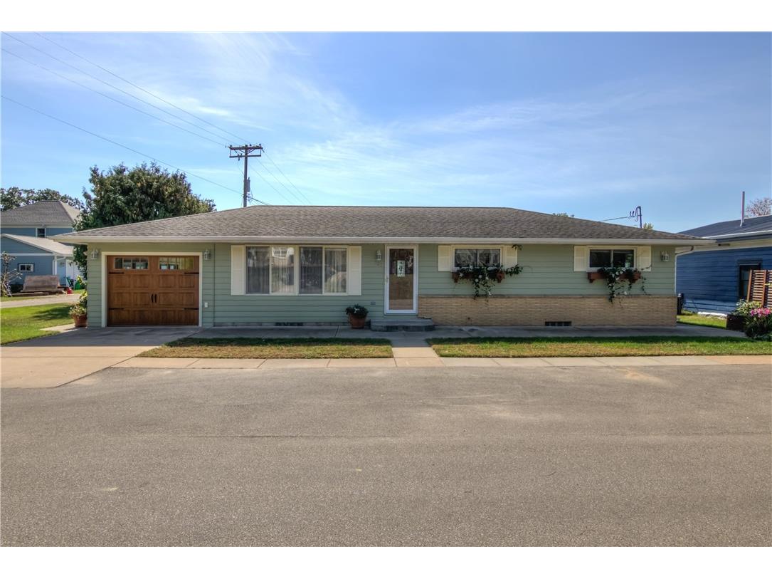 207 2nd Street Pepin WI 54759 - Lake Pepin 1596254 image1