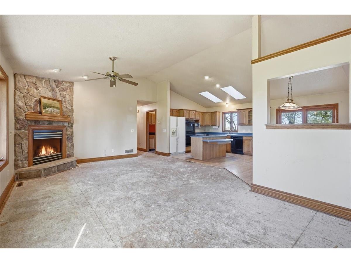 2072 30th Avenue Baldwin WI 54002 1601085 image2