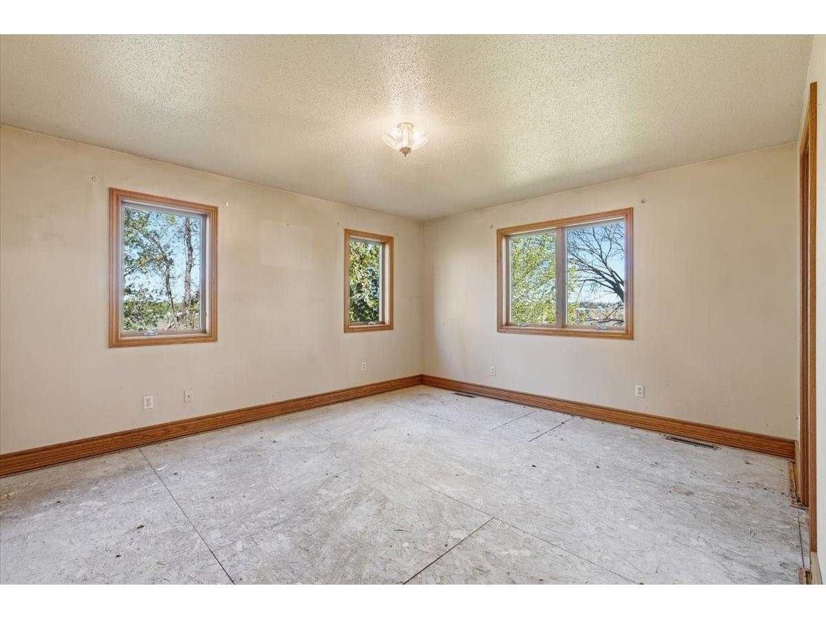 2072 30th Avenue Baldwin WI 54002 1601085 image9