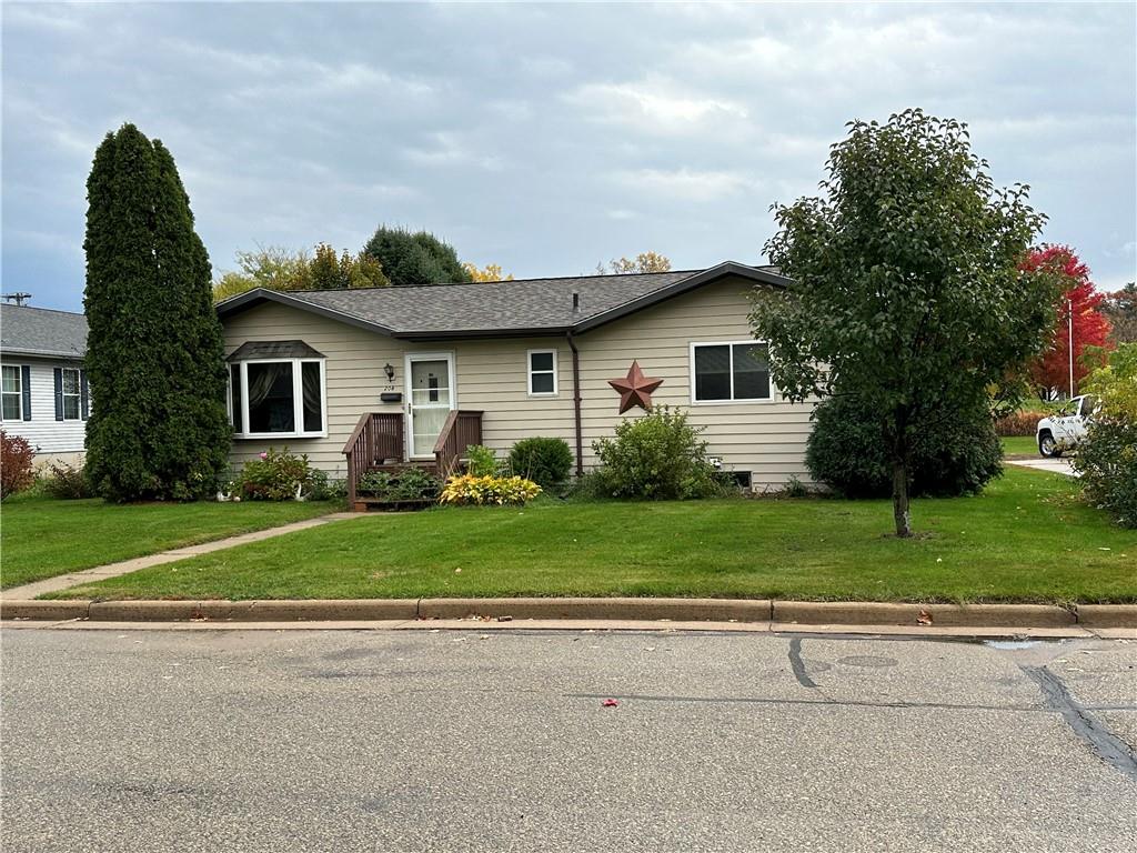 208 S 1st Street Black River Falls WI 54615 1577951 image1