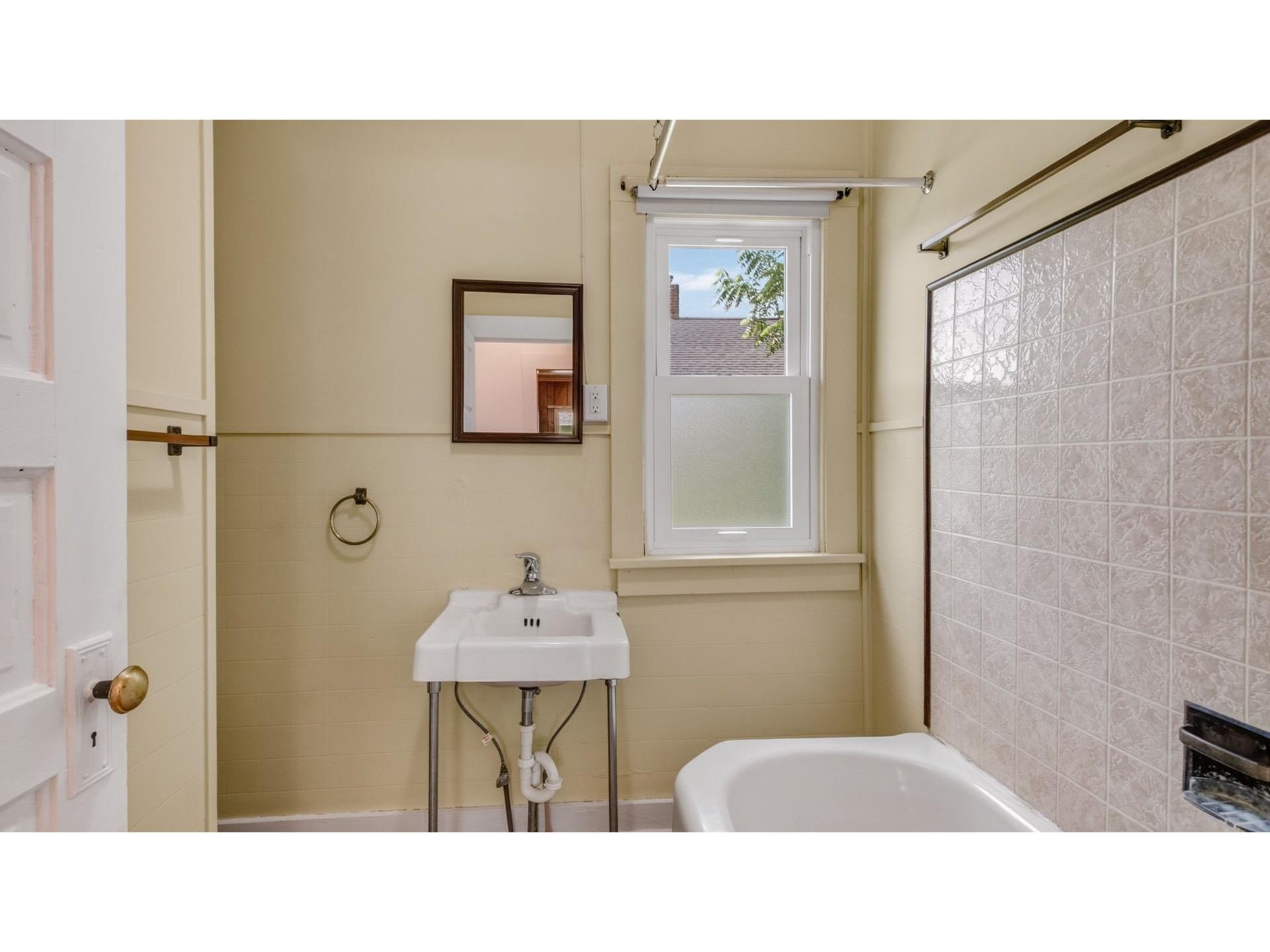 208 S 7th Street Cornell WI 54732 1602302 image21