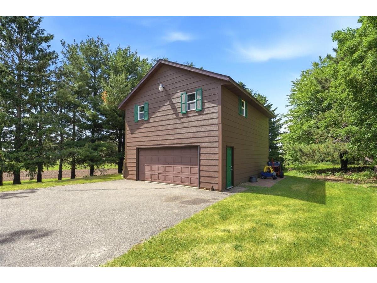2088 30th Avenue Baldwin WI 54002 1601801 image25