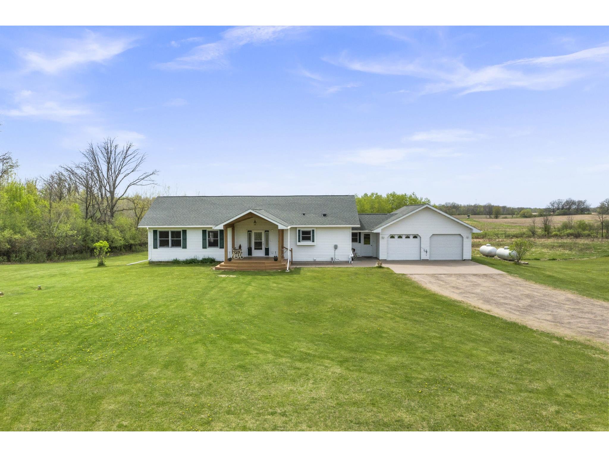209 30th Street Clear Lake WI 54005 1601207 image1