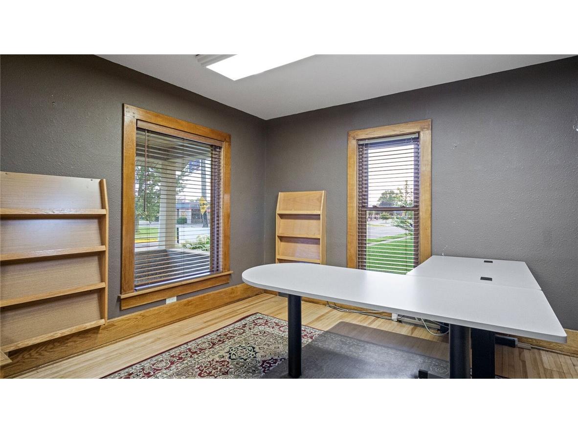 209 E Division Street Neillsville WI 54456 1594509 image11