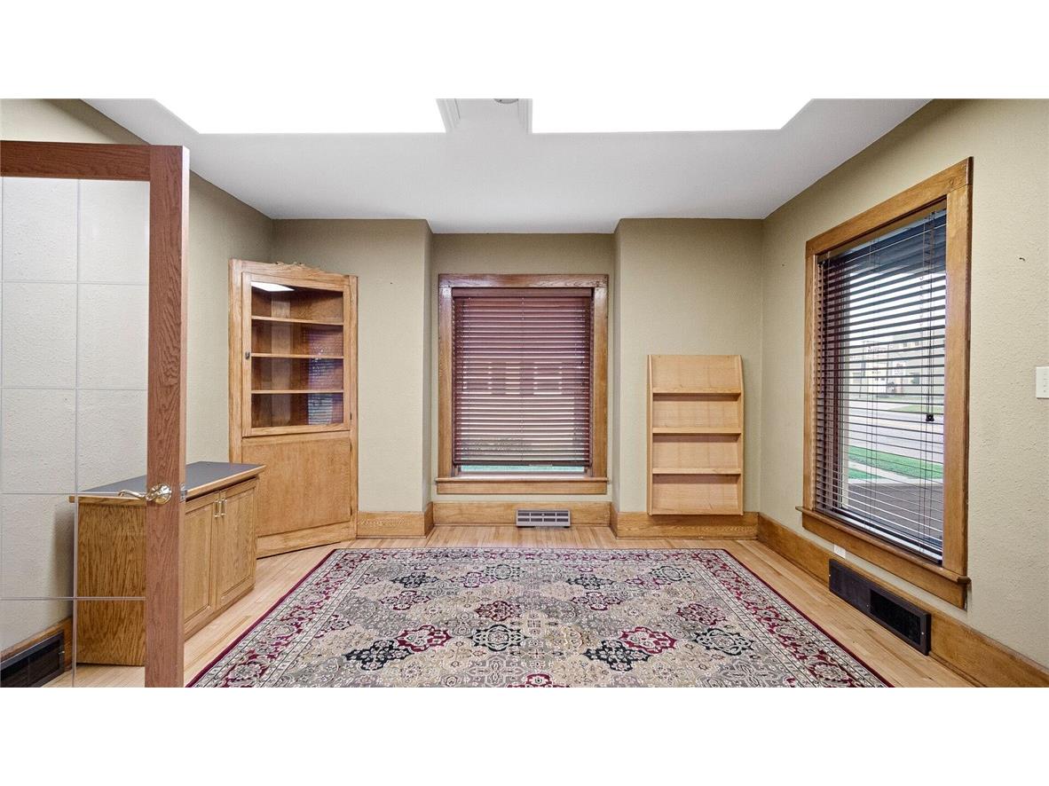 209 E Division Street Neillsville WI 54456 1594509 image13