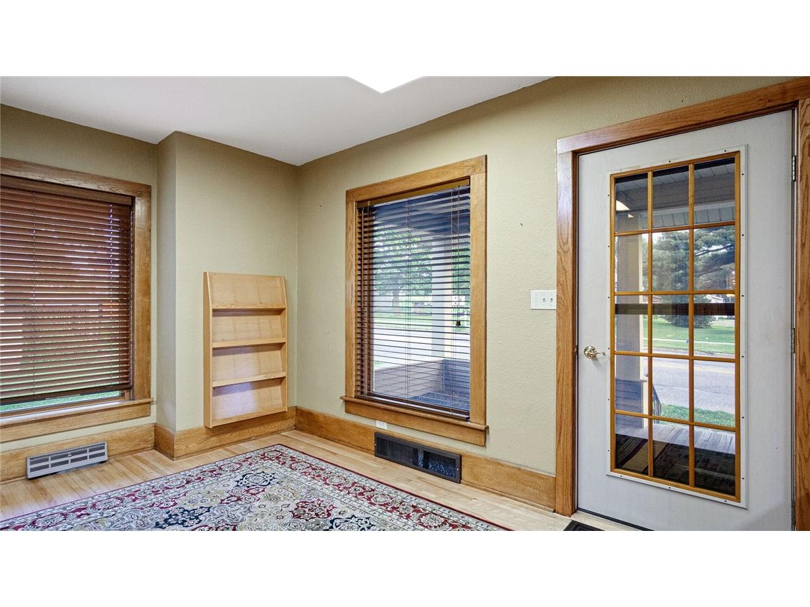 209 E Division Street Neillsville WI 54456 1594509 image14