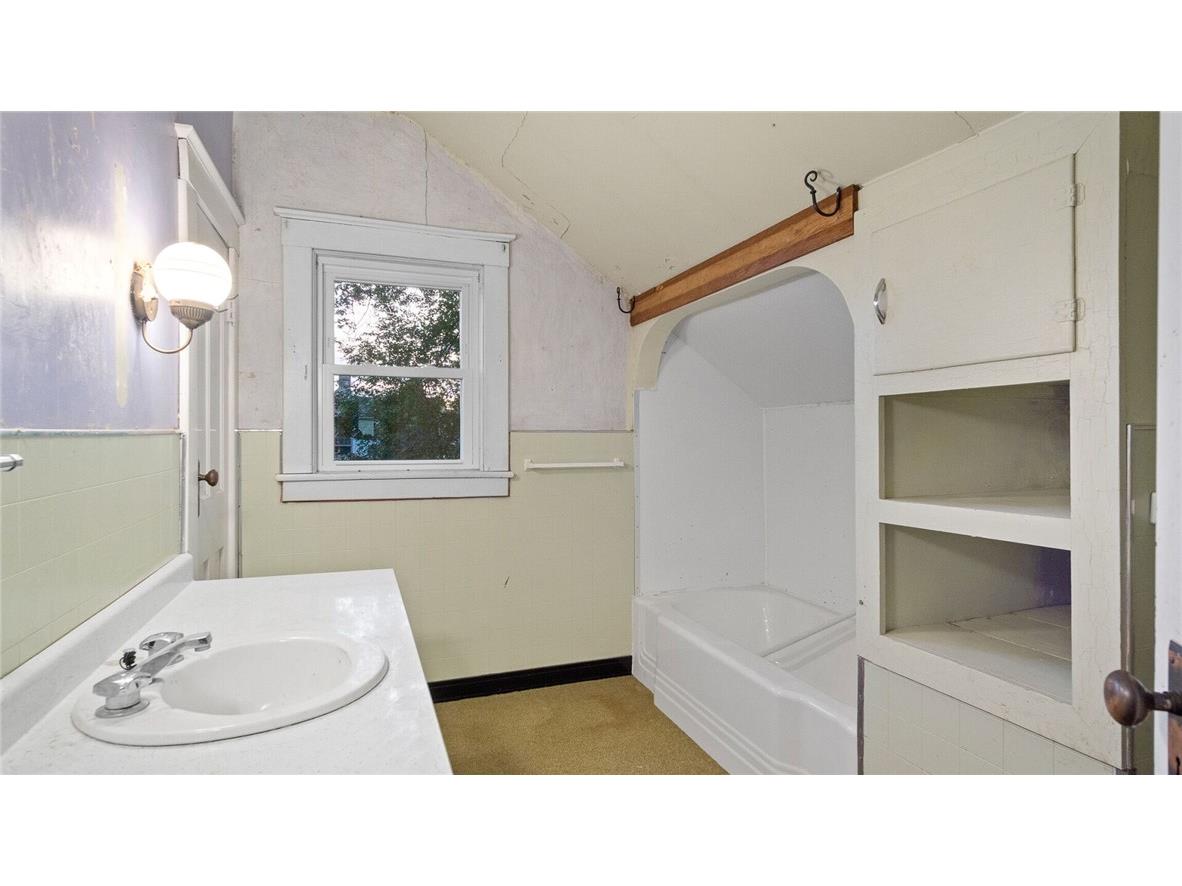 209 E Division Street Neillsville WI 54456 1594509 image22