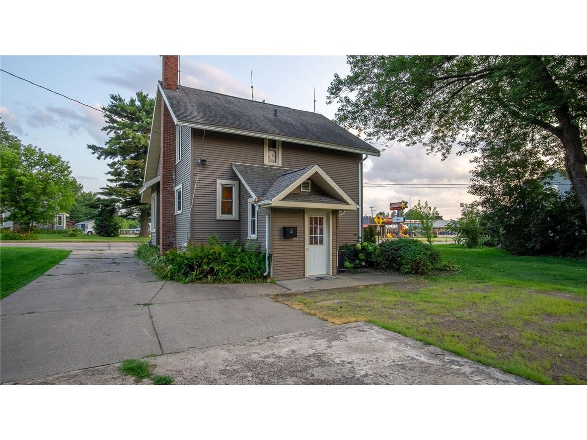 209 E Division Street Neillsville WI 54456 1594509 image3