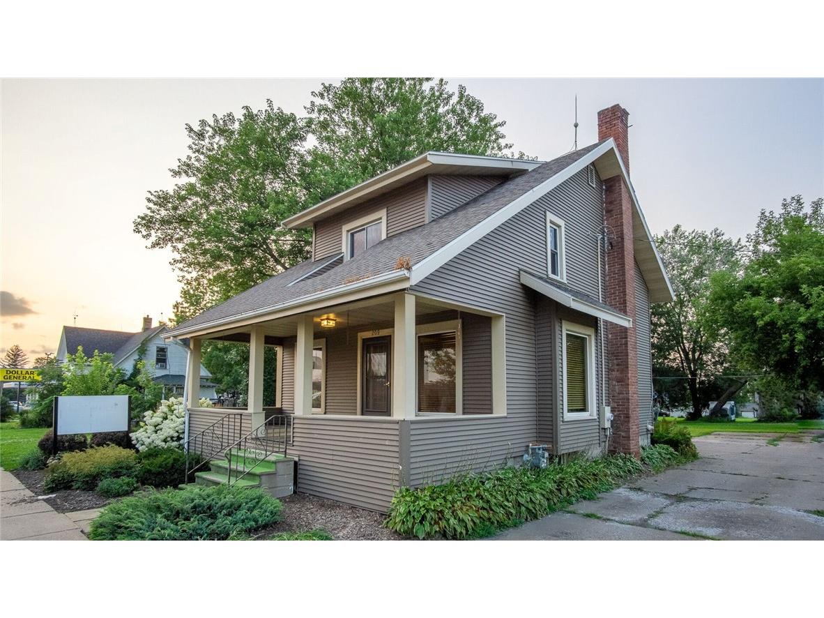 209 E Division Street Neillsville WI 54456 1594509 image5