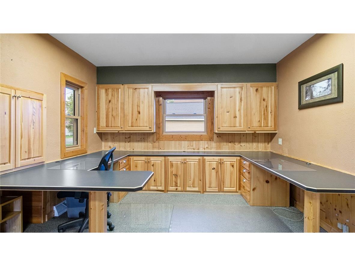 209 E Division Street Neillsville WI 54456 1594509 image9