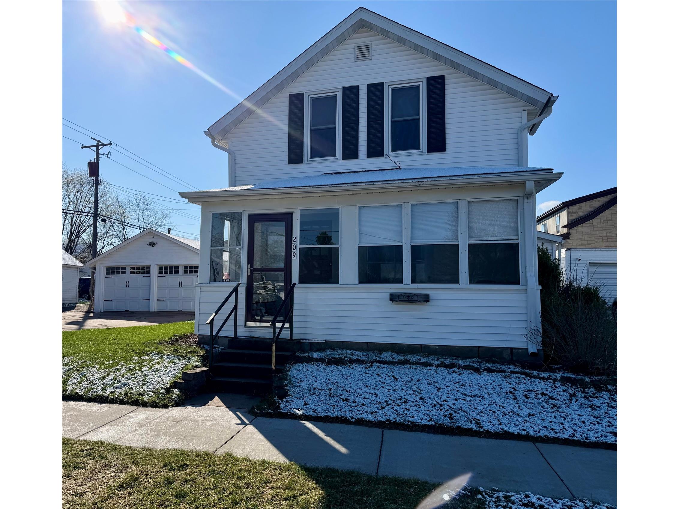 209 E River Street Chippewa Falls WI 54729 1600204 image1