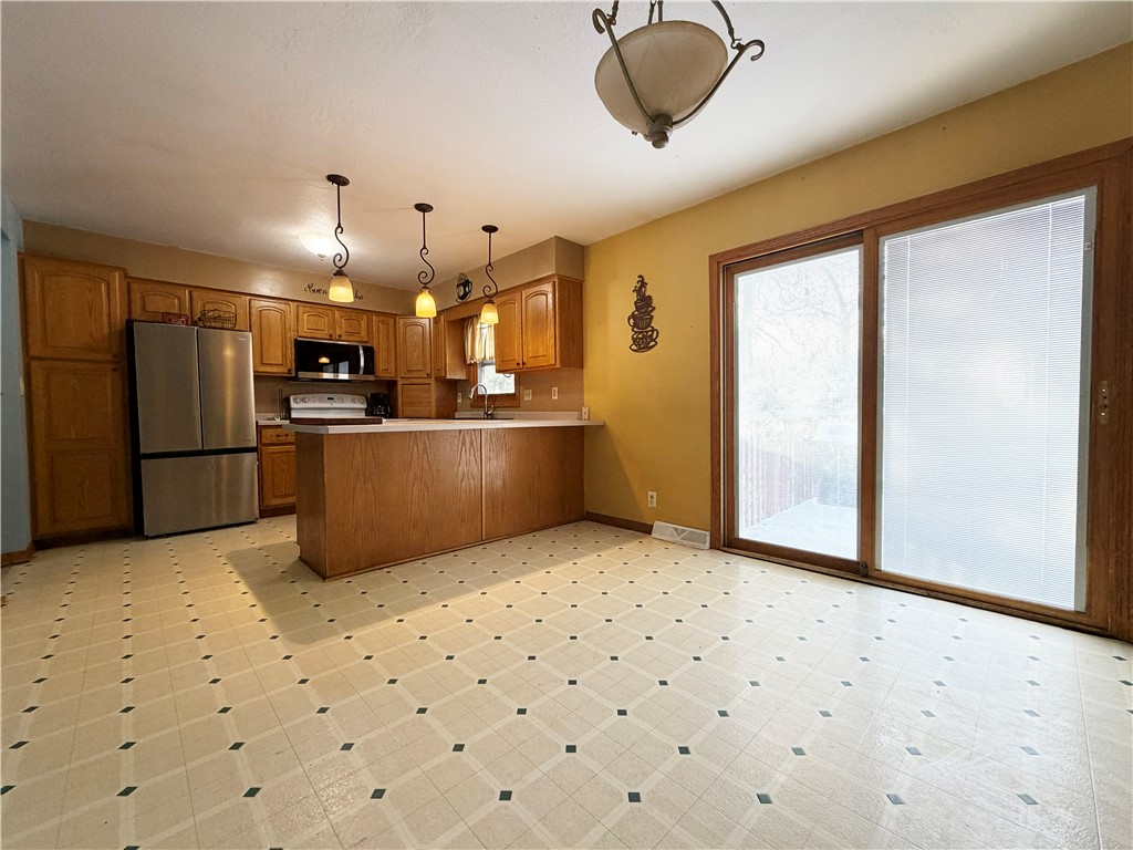 209 S Coleman Street Bruce WI 54819 1598201 image4