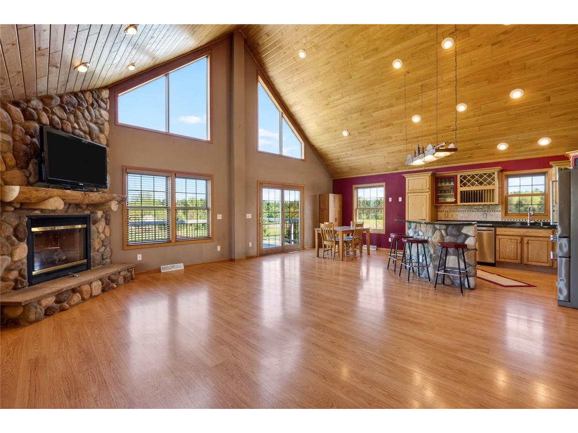 2092 17 1/4 Avenue Rice Lake WI 54868 - MEADOWS 1601279 image11