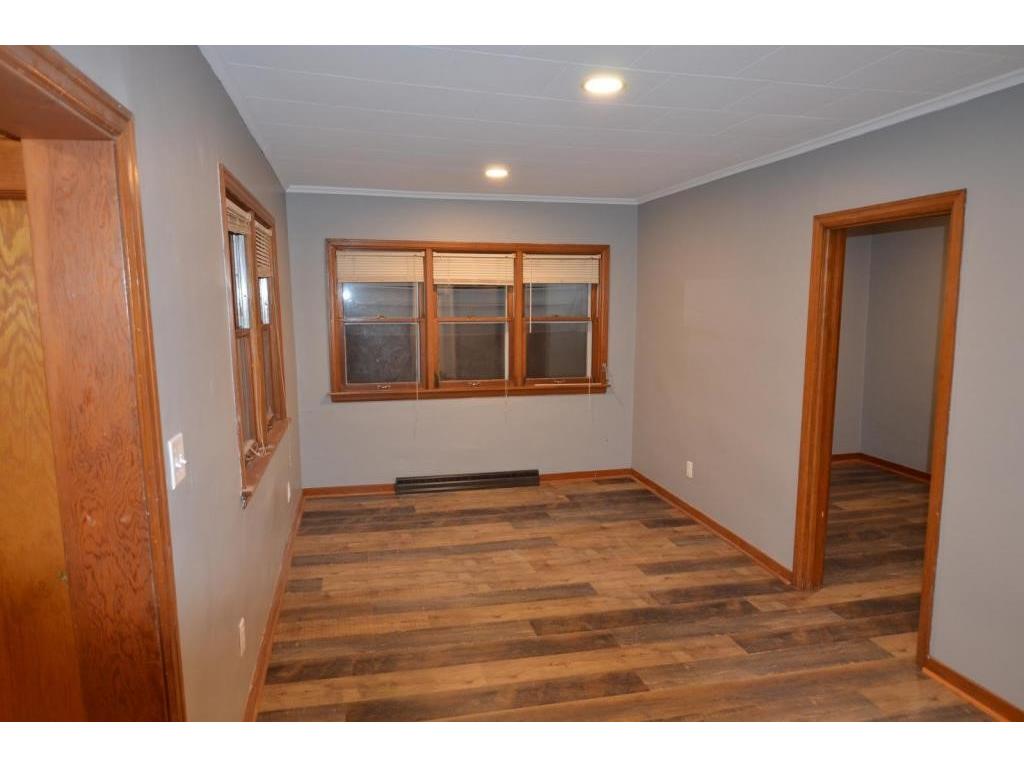 210 High Street Spooner WI 54801 1599890 image5