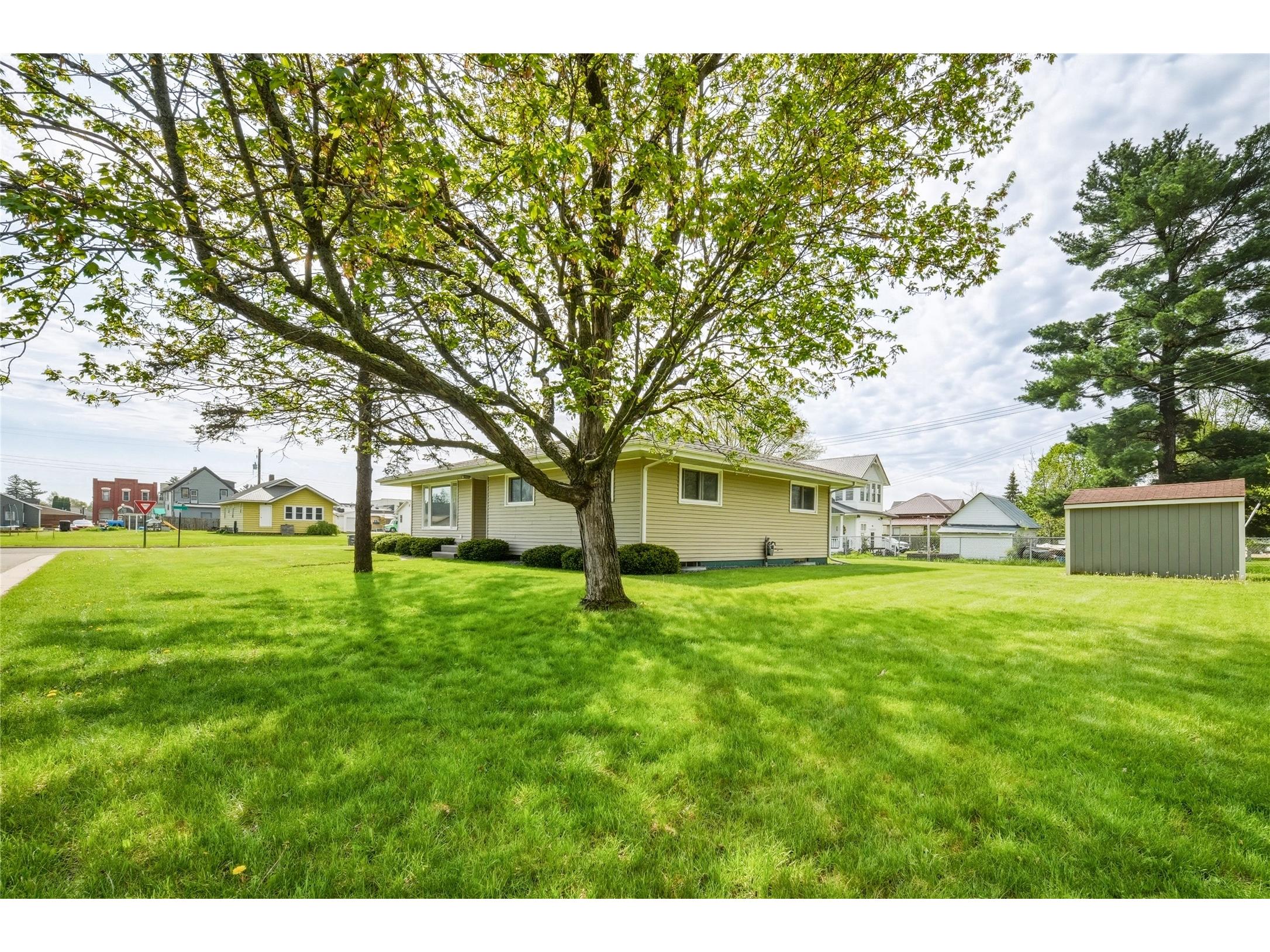 210 Willow Street Strum WI 54770 1601265 image7