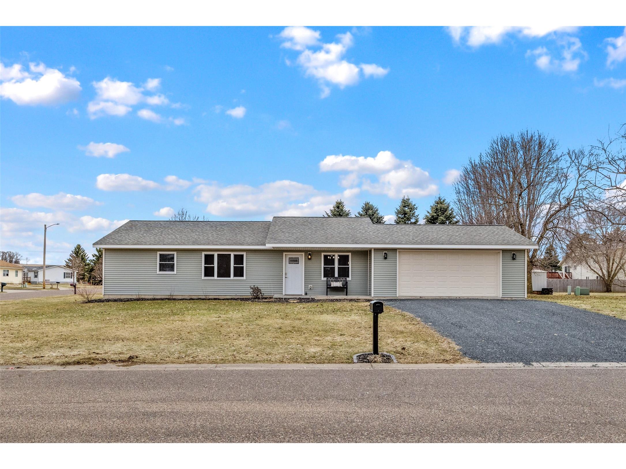 2100 W 26th Avenue Bloomer WI 54724 1599517 image1