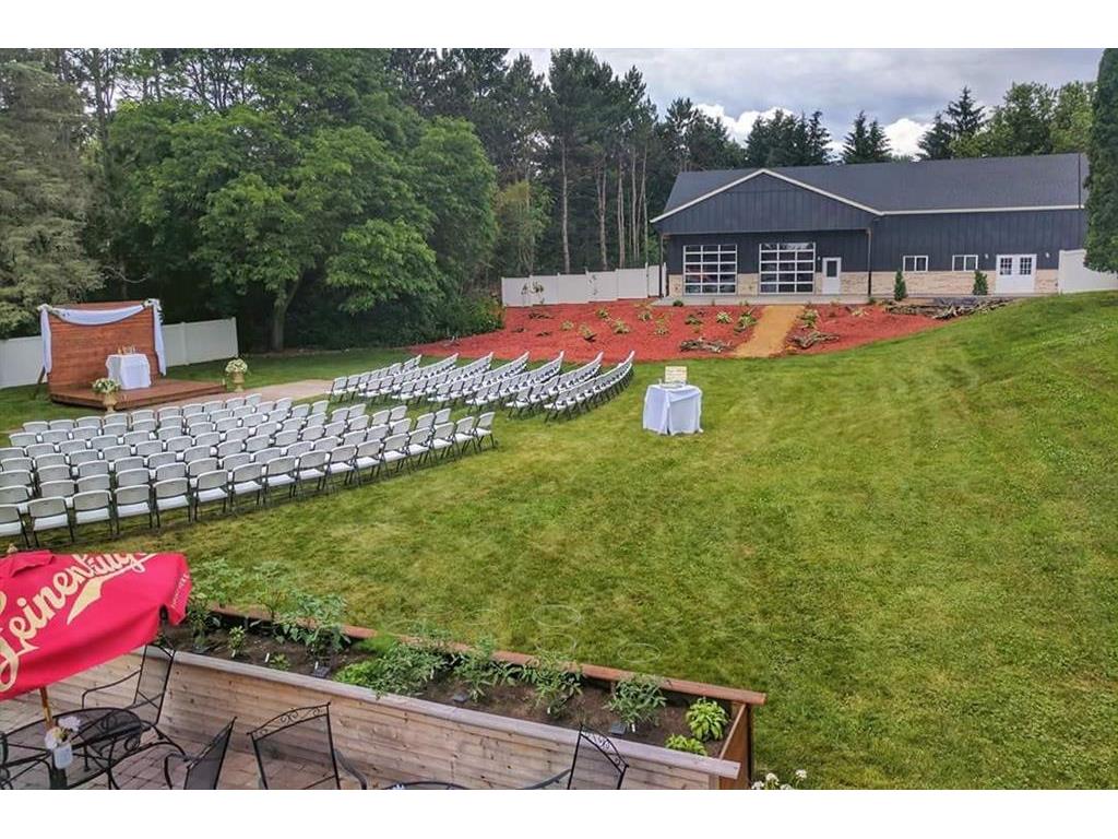 2106 N Clairemont Avenue Avenue Eau Claire WI 54703 1569066 image1