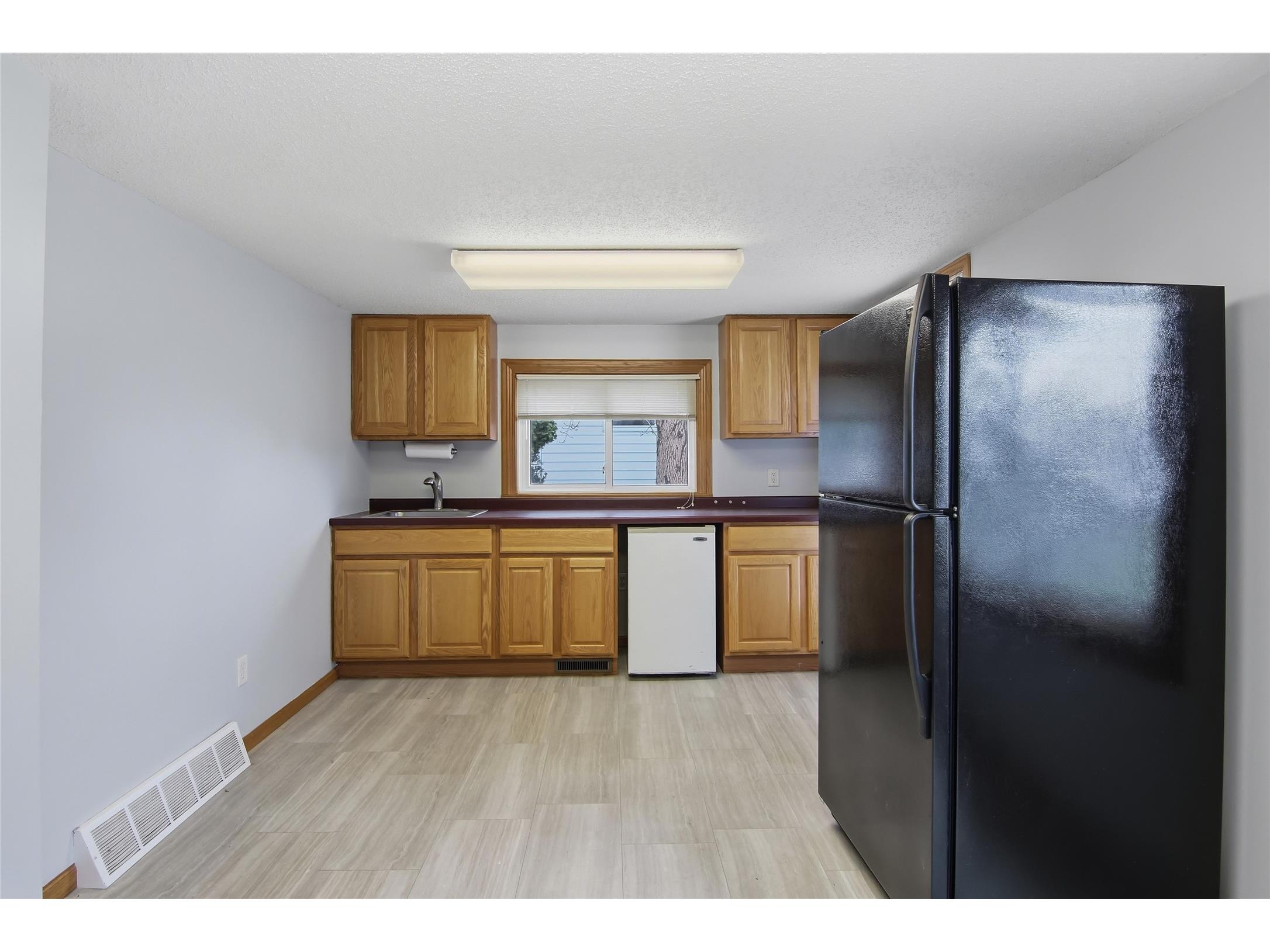 2108 S Broadway Street Menomonie WI 54751 1601121 image10