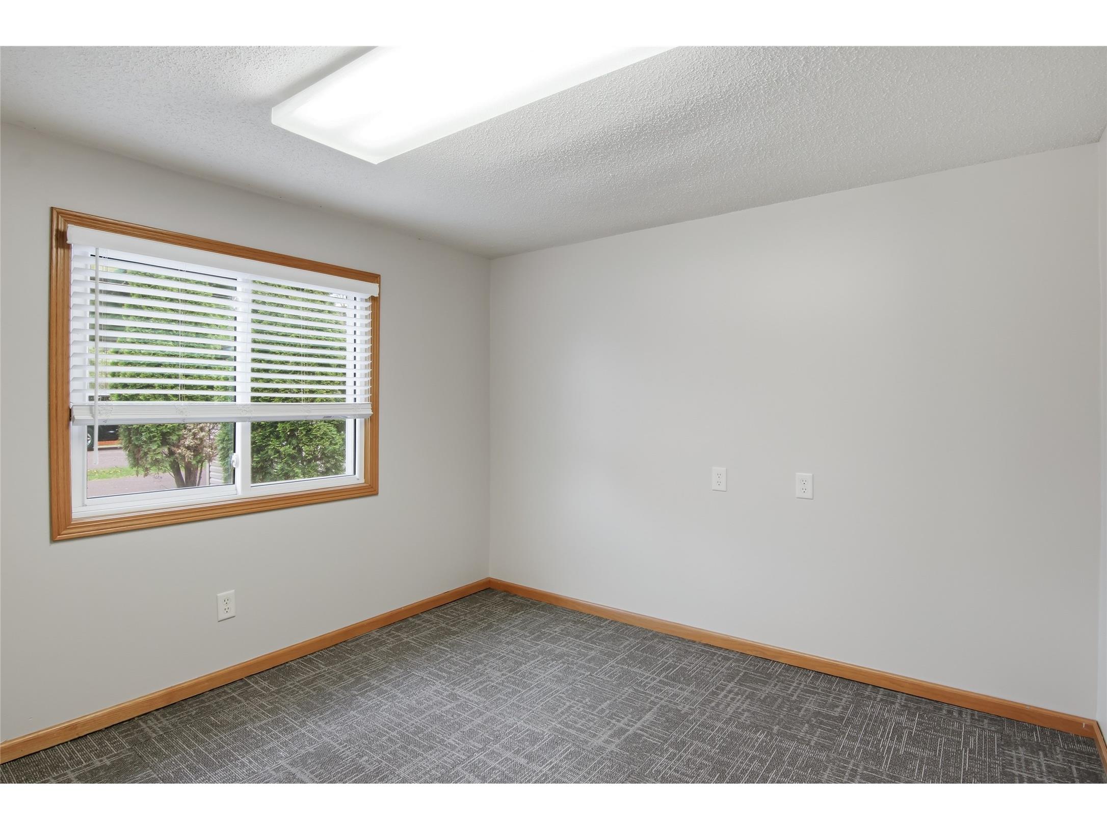 2108 S Broadway Street Menomonie WI 54751 1601121 image21