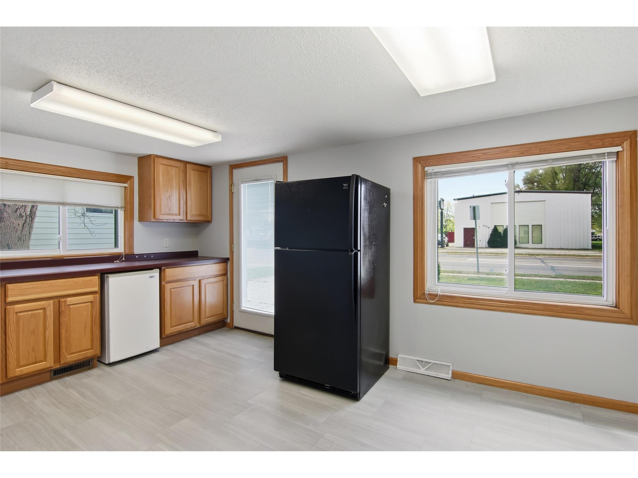 2108 S Broadway Street Menomonie WI 54751 1601121 image9