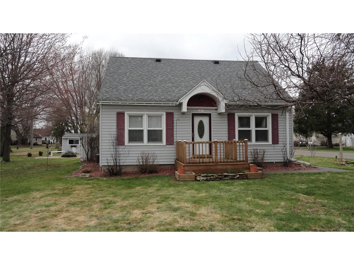 211 Main Street Colfax WI 54730 1572489 image1