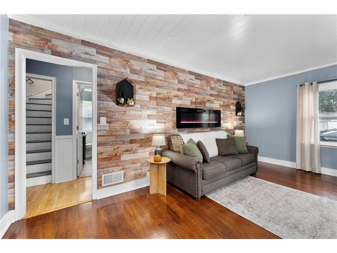 211 Main Street Colfax WI 54730 1595587 image15