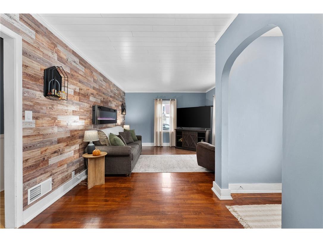 211 Main Street Colfax WI 54730 1595587 image16