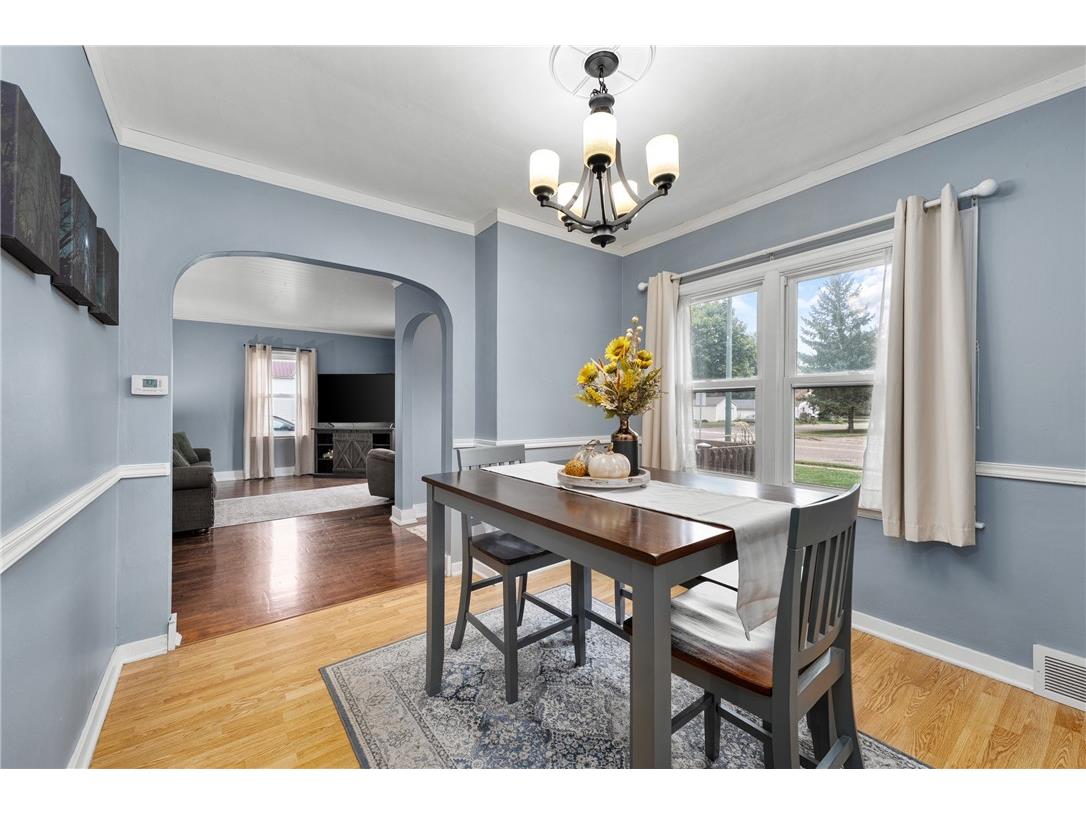 211 Main Street Colfax WI 54730 1595587 image19