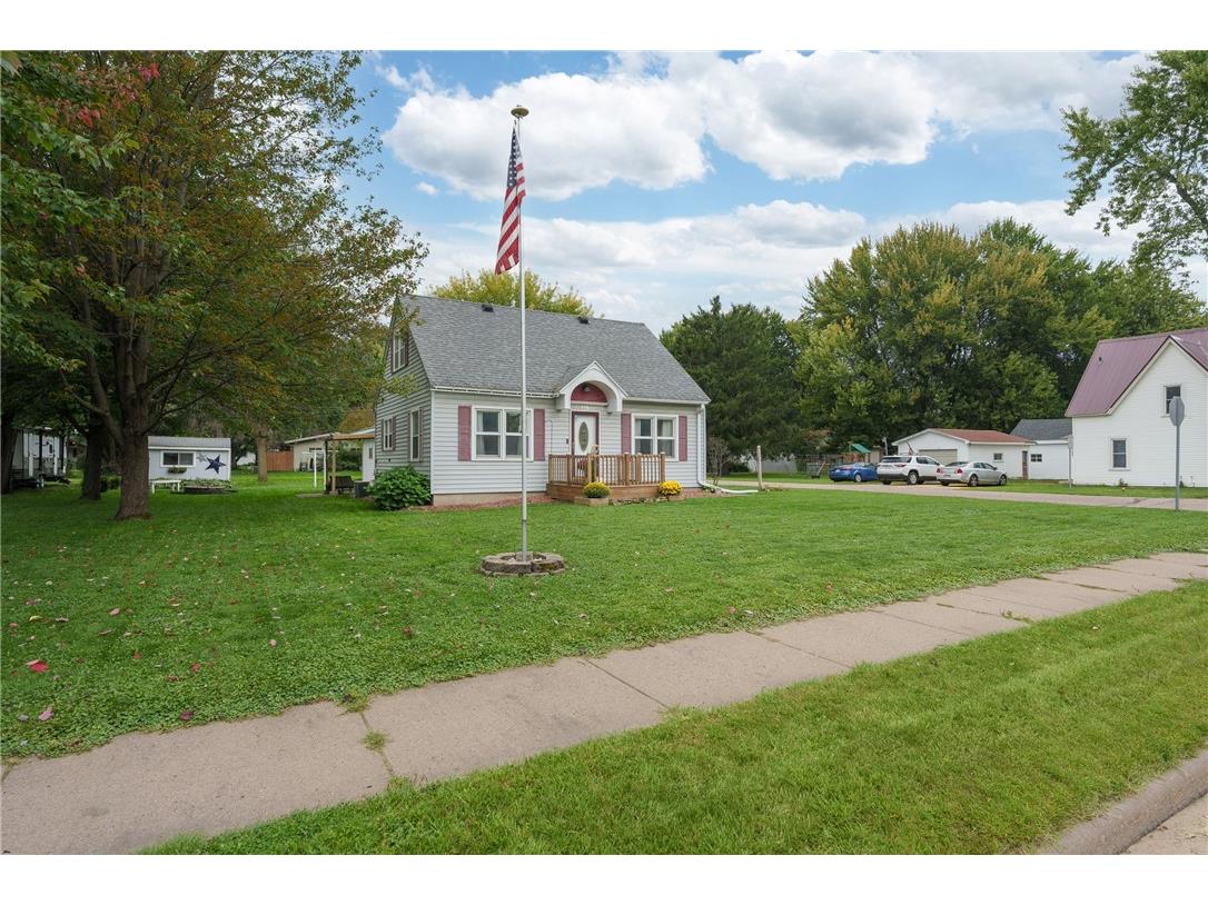 211 Main Street Colfax WI 54730 1595587 image6