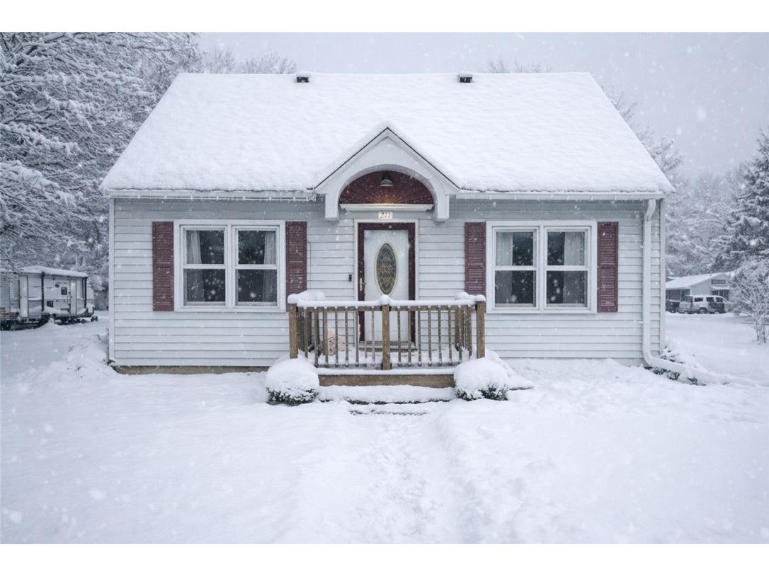 211 Main Street Colfax WI 54730 1598218 image1