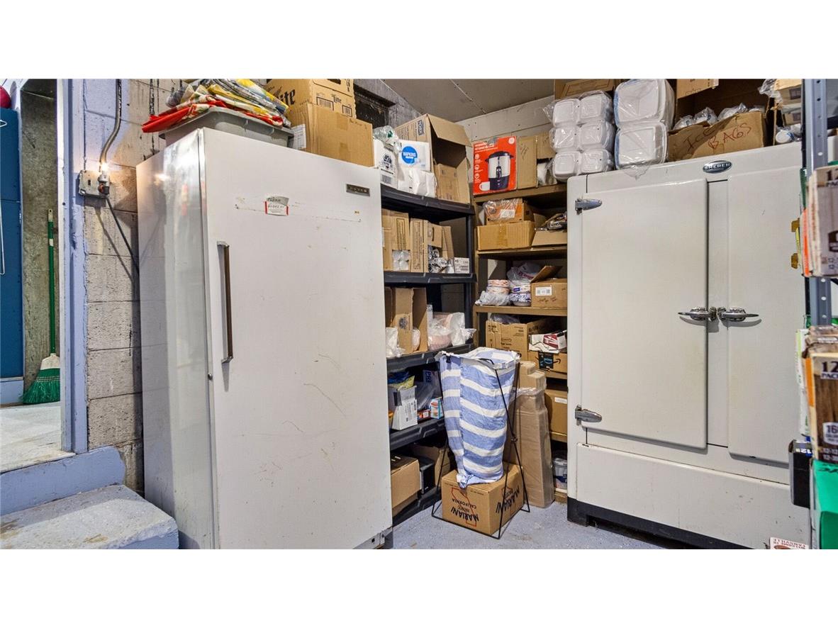 211 S Main Street Greenwood WI 54437 1596385 image30