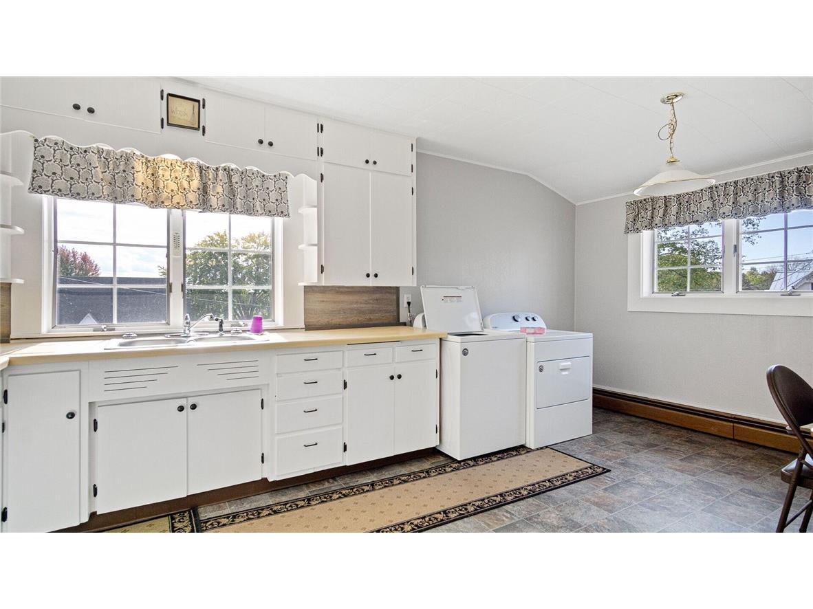 211 S Main Street Greenwood WI 54437 1596385 image33