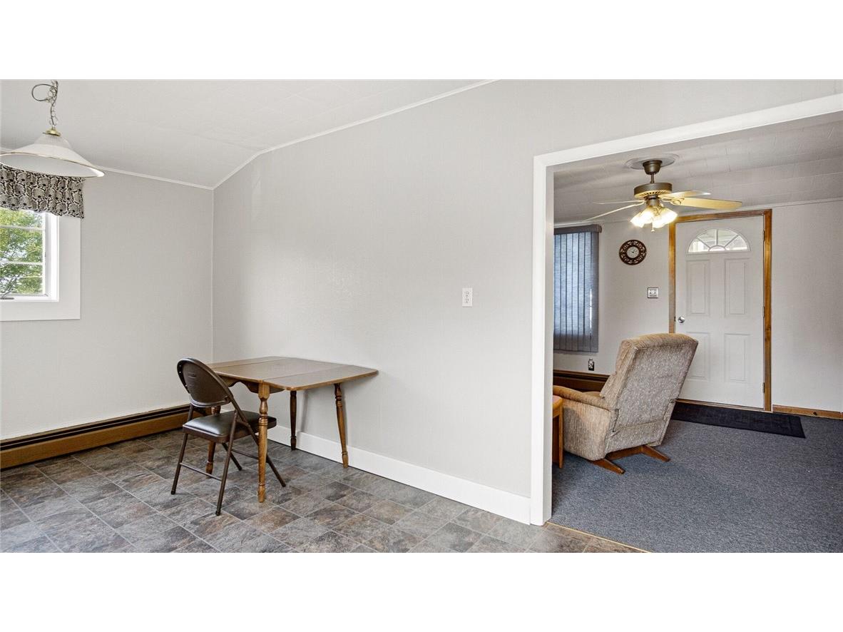 211 S Main Street Greenwood WI 54437 1596385 image36