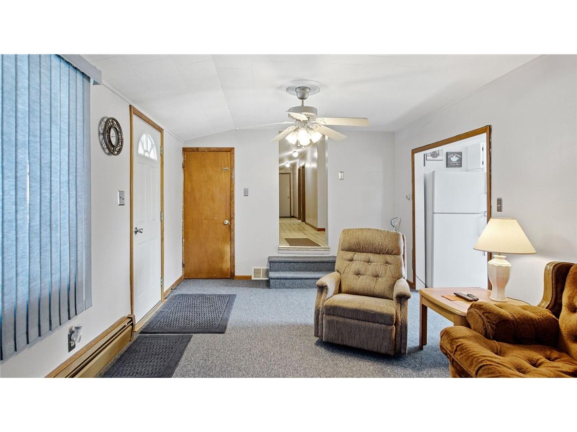 211 S Main Street Greenwood WI 54437 1596385 image38