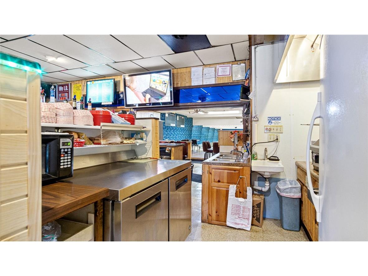 211 S Main Street Greenwood WI 54437 1596385 image6