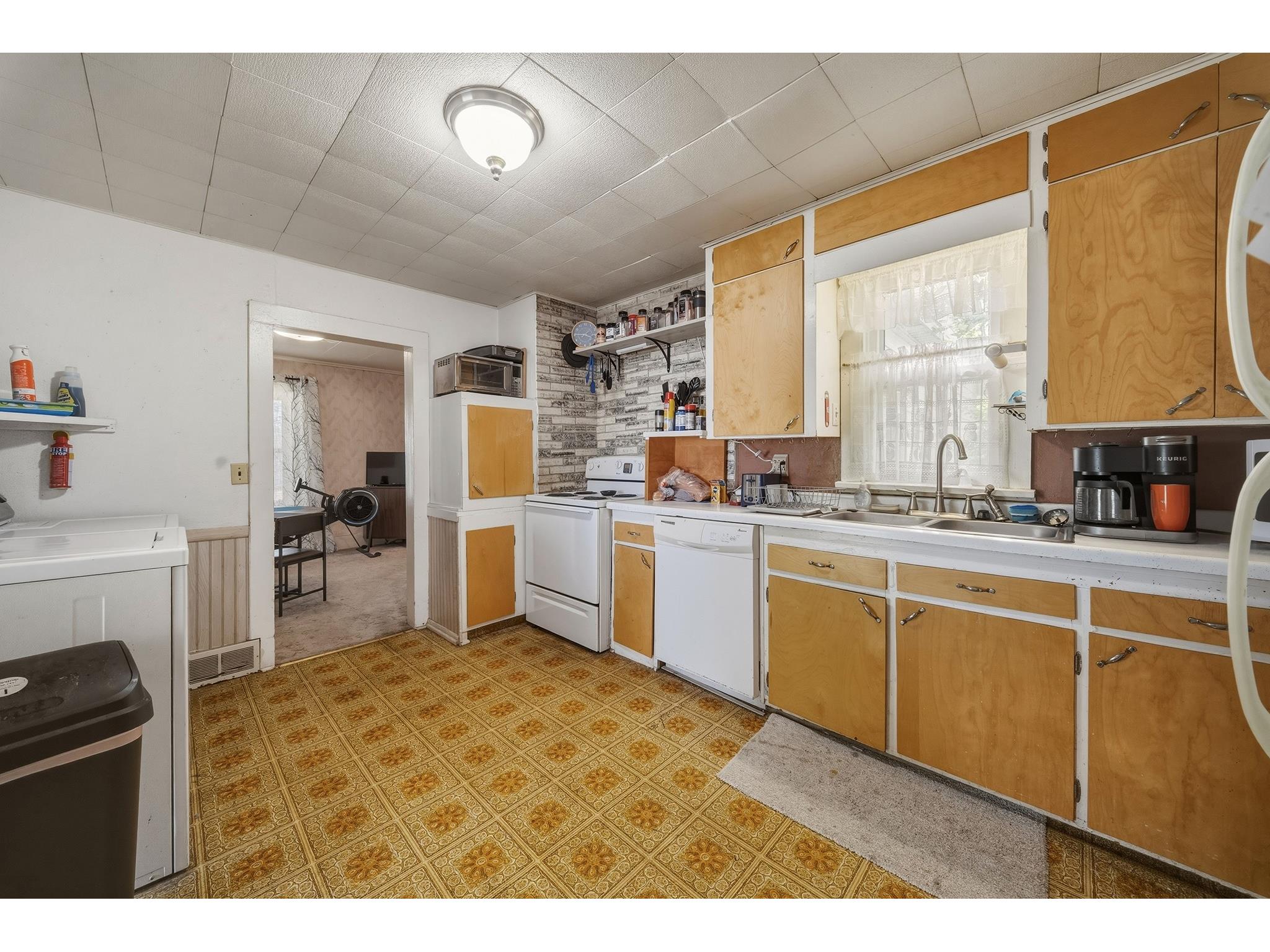 2112 Cleveland Street Eau Claire WI 54703 1601952 image10