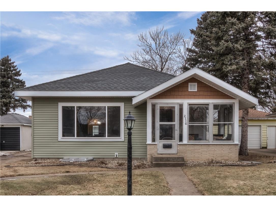 2116 Laurel Avenue Eau Claire WI 54701 1598527 image1