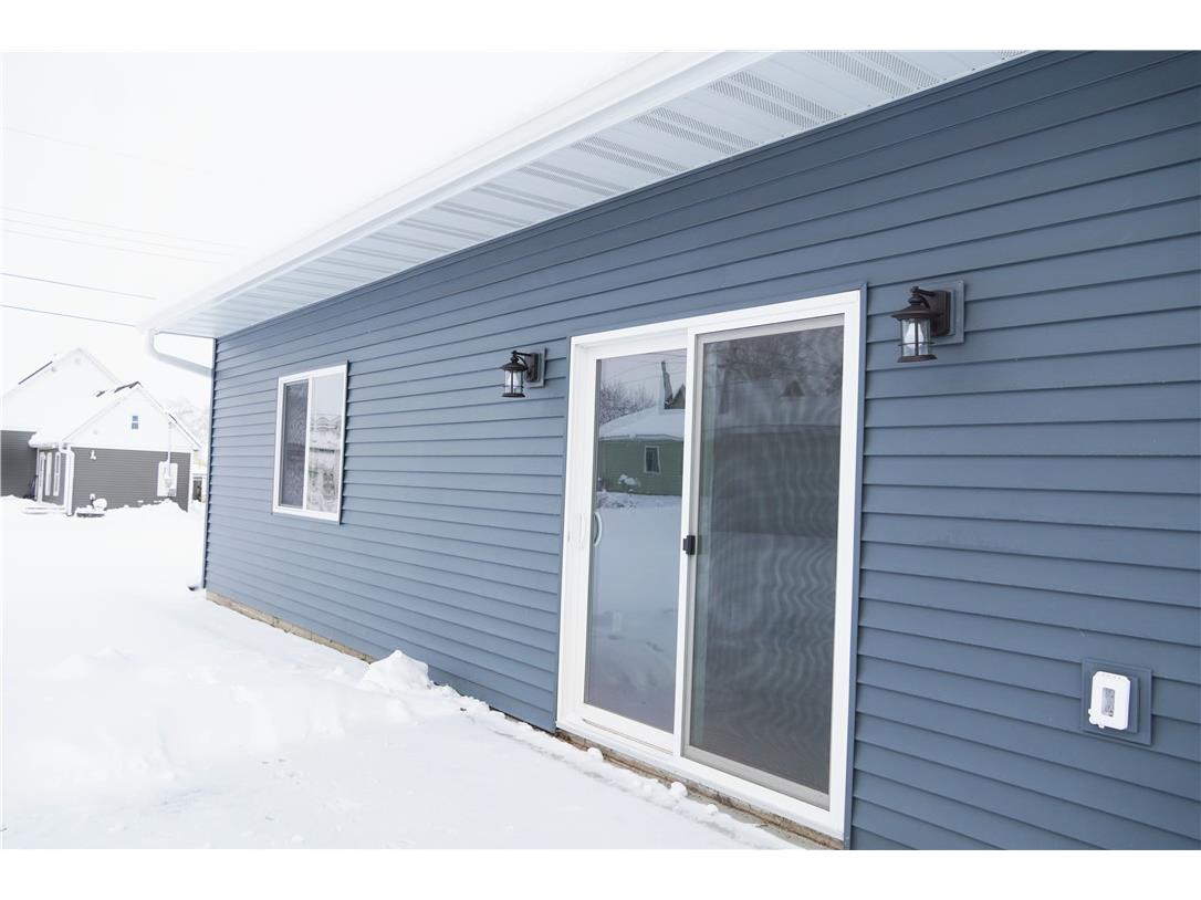 212 Lincoln Street Stanley WI 54768 1570466 image1