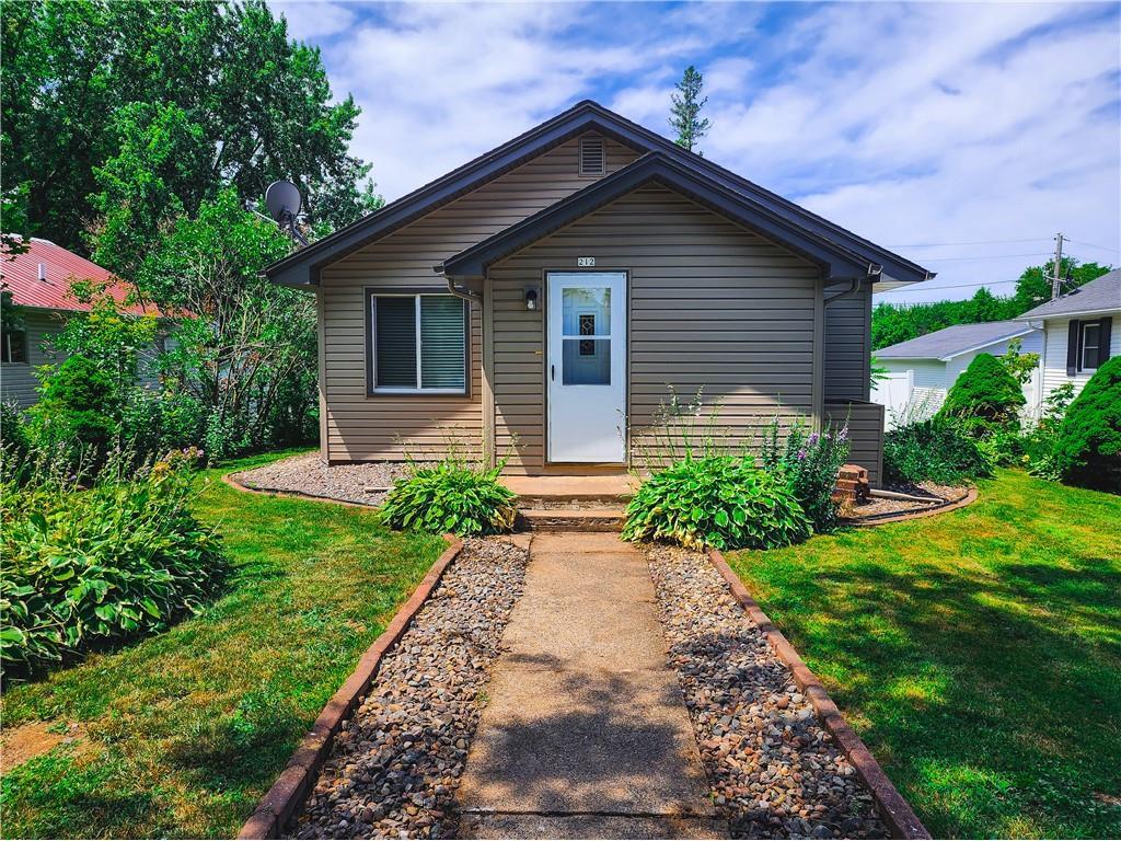 212 N 4th Street Cornell WI 54732 1574969 image1