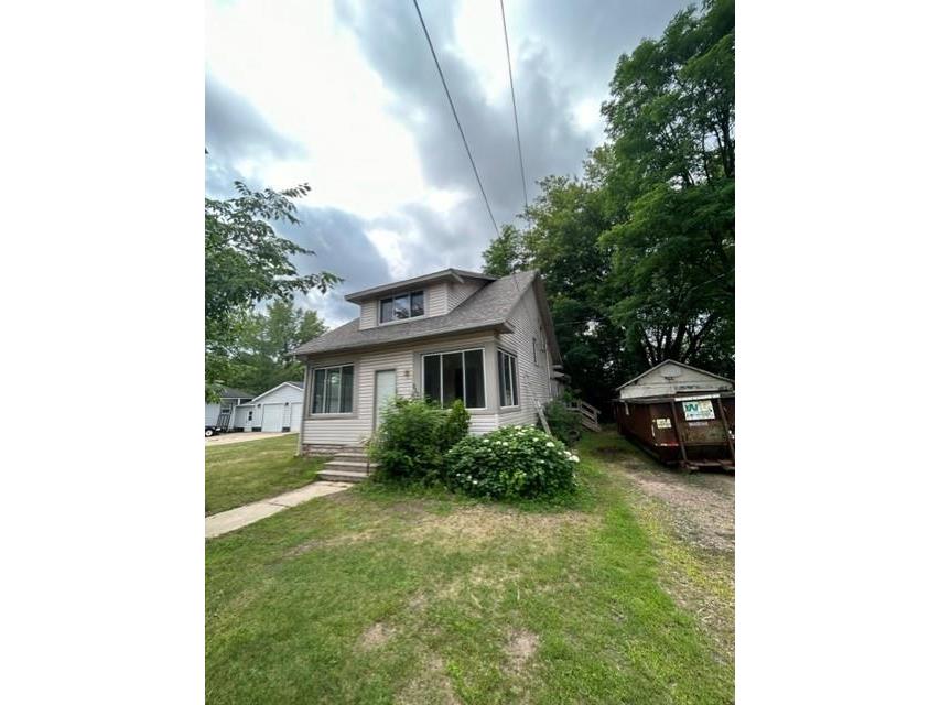 212 Oak Street Black River Falls WI 54615 1574273 image1