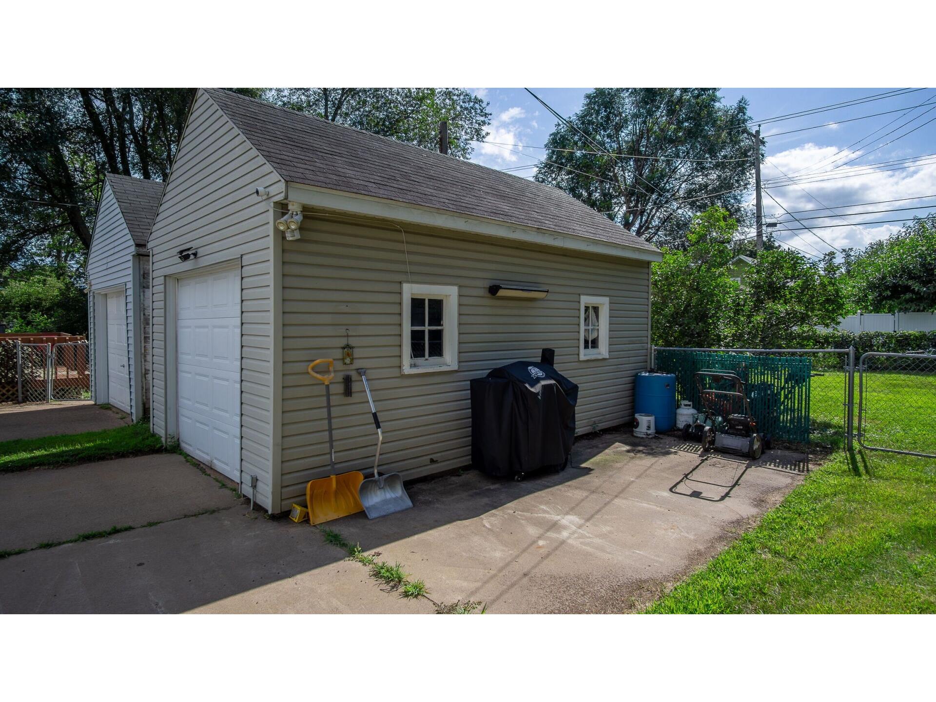 2124 8th Street Eau Claire WI 54703 1599307 image26